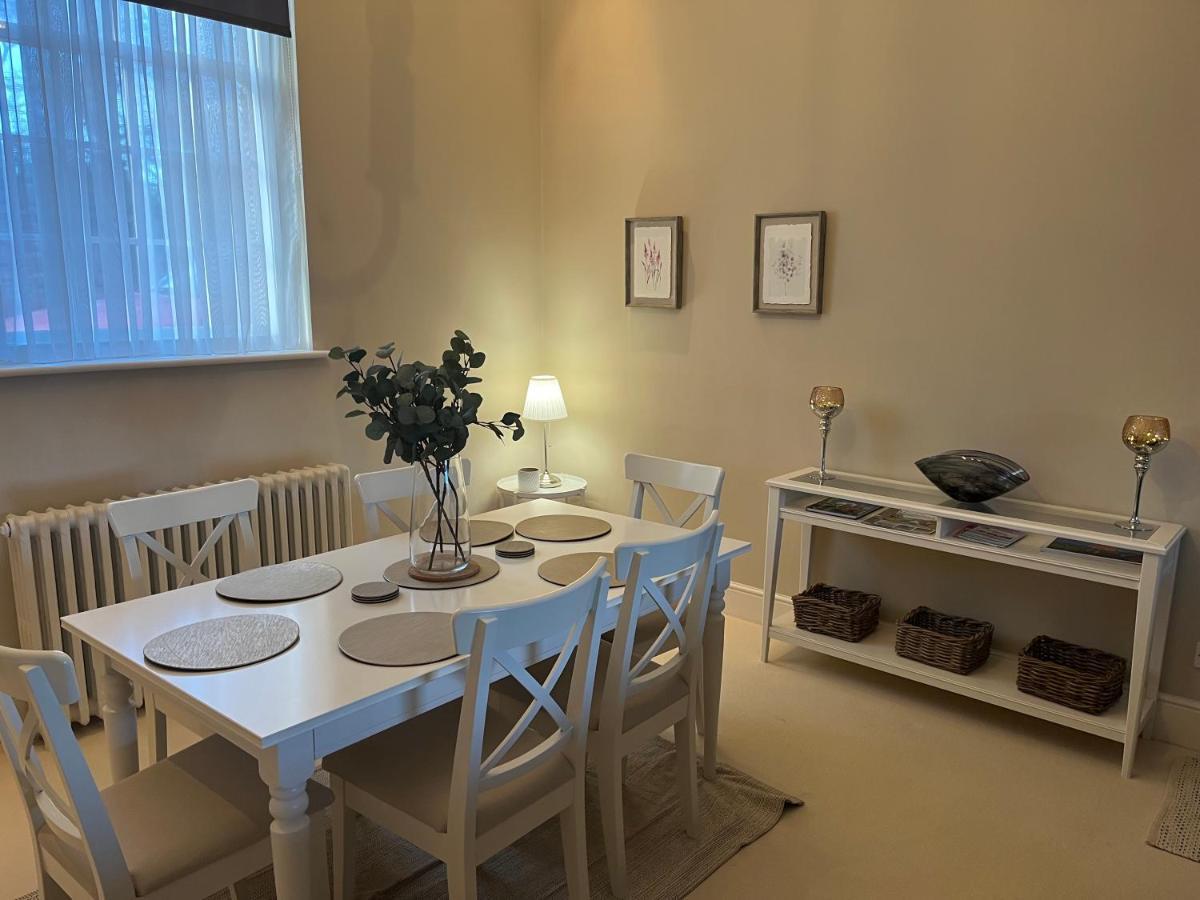 Choristers Mews: Luxury Cottage A Stones Throw From The Cathedral! لينكولن المظهر الخارجي الصورة