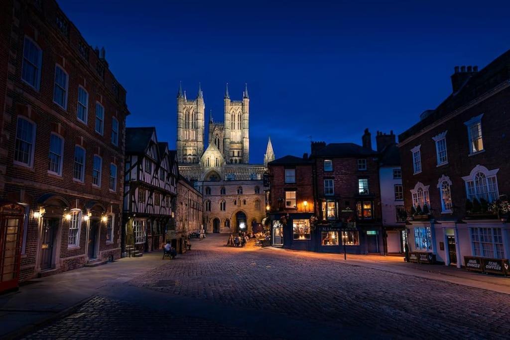 Choristers Mews: Luxury Cottage A Stones Throw From The Cathedral! لينكولن المظهر الخارجي الصورة