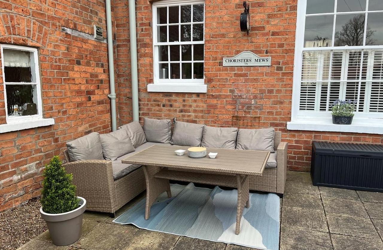 Choristers Mews: Luxury Cottage A Stones Throw From The Cathedral! لينكولن المظهر الخارجي الصورة