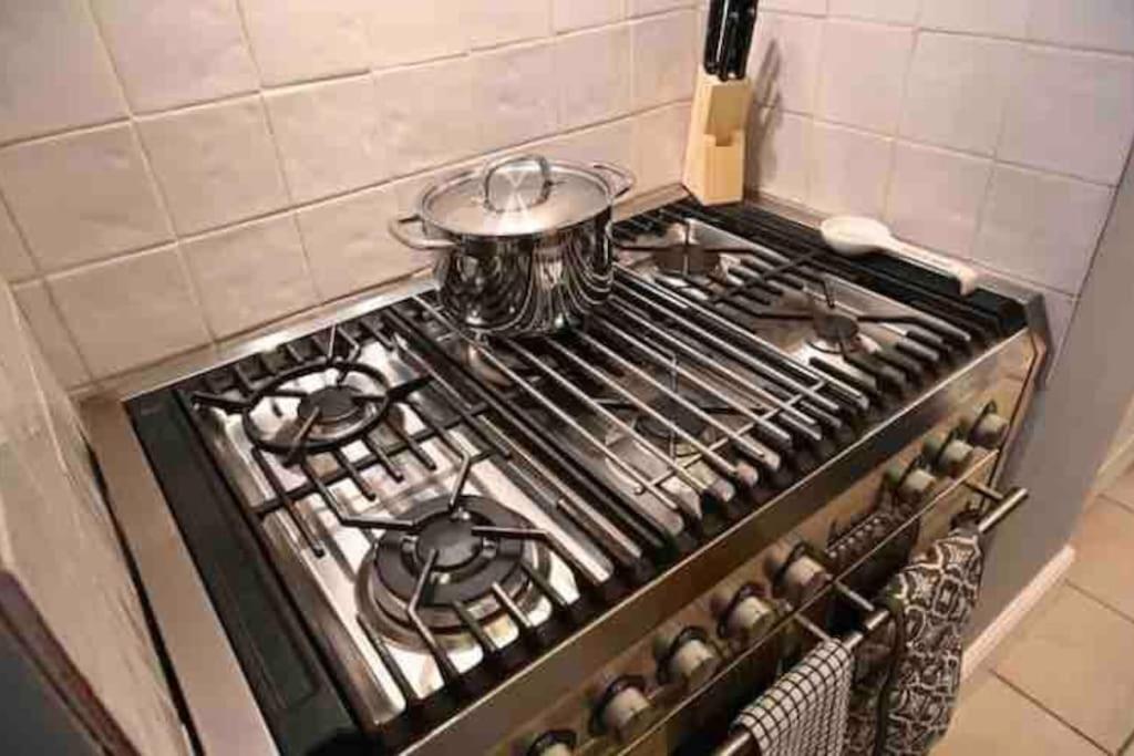 Choristers Mews: Luxury Cottage A Stones Throw From The Cathedral! لينكولن المظهر الخارجي الصورة